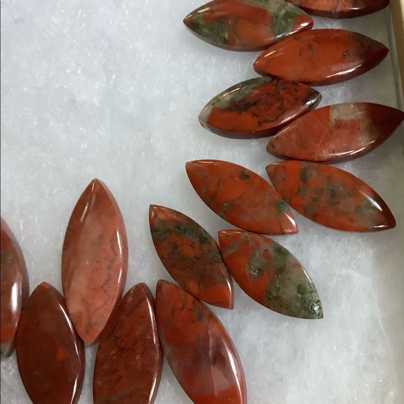 Beaded Necklace - Picture 2 of 4